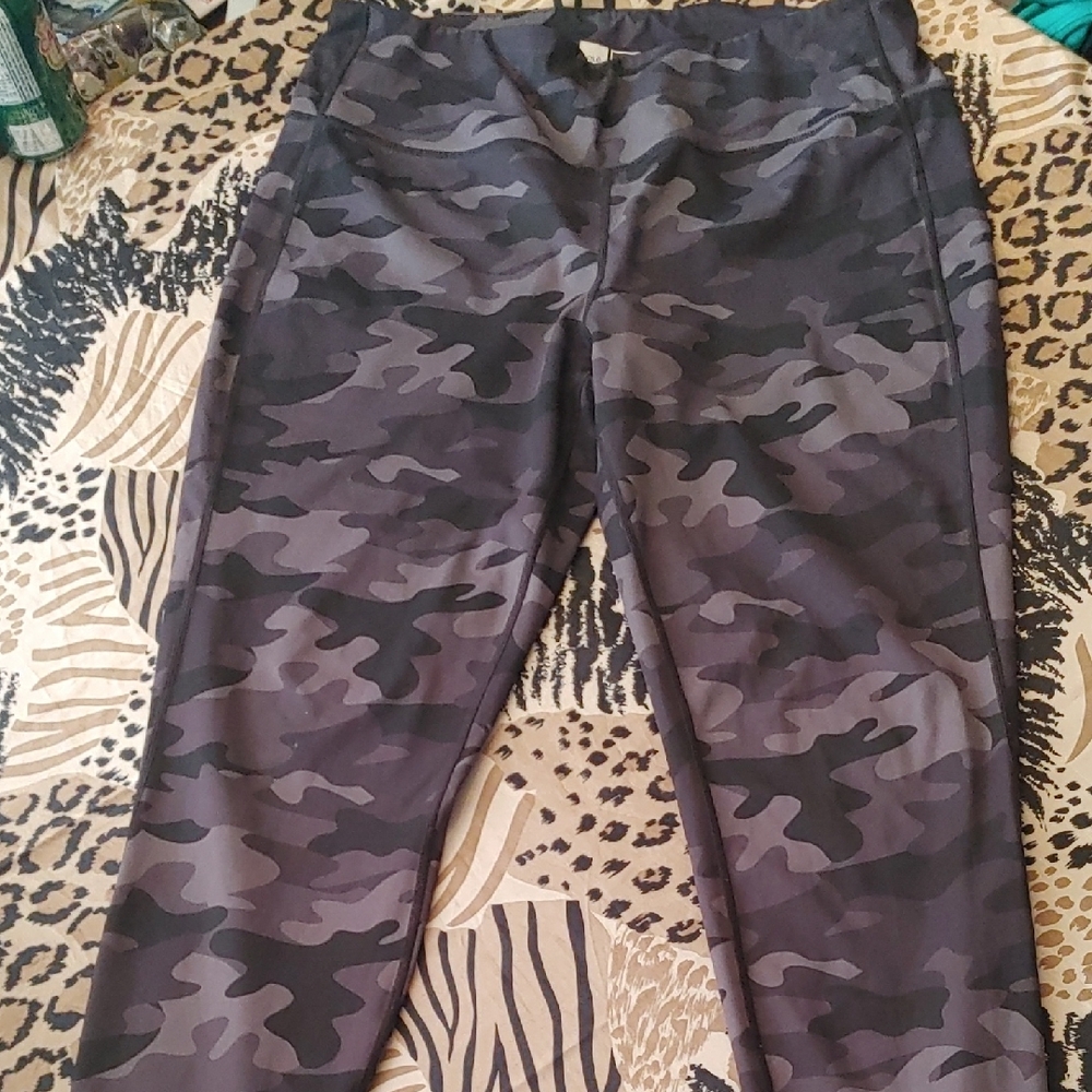 Camouflage Print Pants